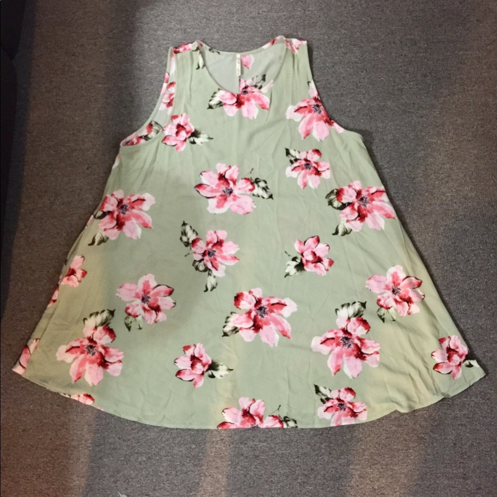 24 pops - floral tank top tunic with pockets - size 3x